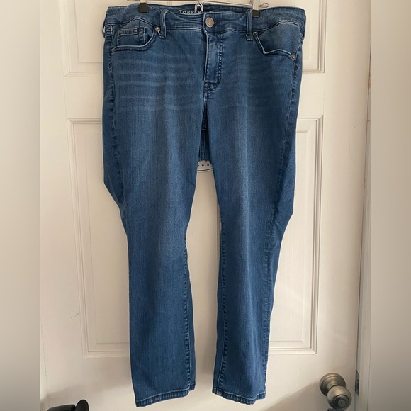 Torrid Blue Feel‎ the Fit Perfect Skinny Ankle Stretch Jeans - Picture 1 of 4